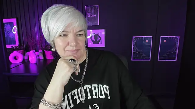 CarmenSoft online show from 11-07-25, 08:31