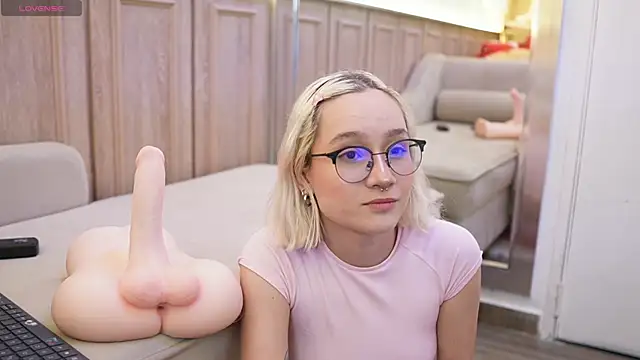 DalahiaRush online show from 01-28-25, 08:47