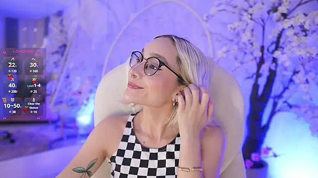 DalahiaRush online show from 02-11-25, 11:43