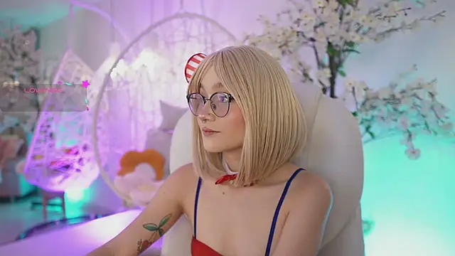 DalahiaRush online show from 09-15-25, 07:03