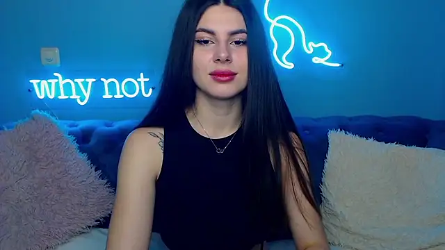ViollinaLove online show from 01-27-25, 05:47