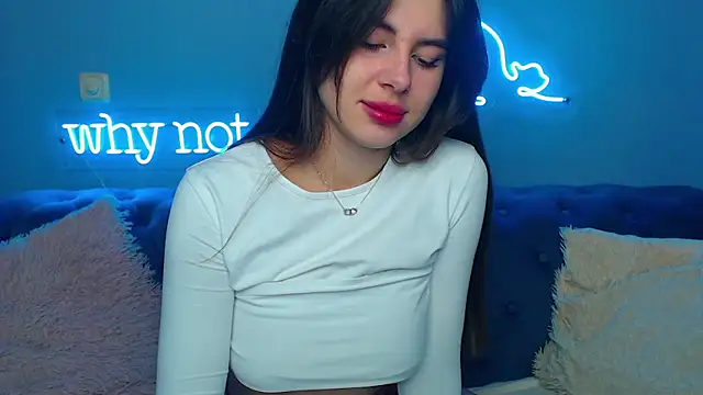 ViollinaLove online show from 10-20-25, 04:46