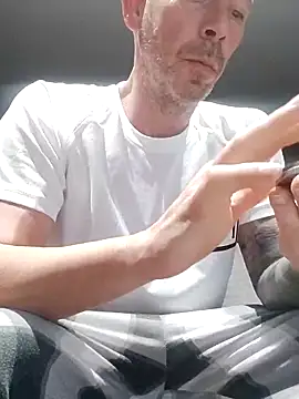 207RCCam online show from 09-13-25, 04:23