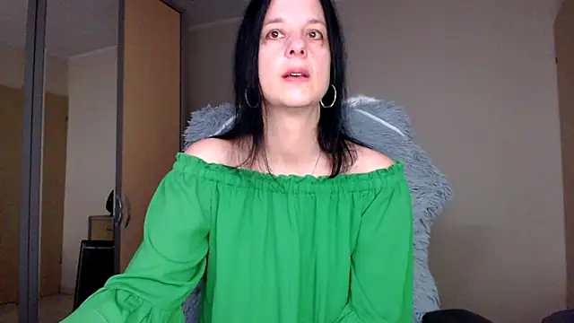 Snapshot of _Sweetlonglips_ chatting on 01-08-25, 09:32 Sweetlonglips online show from 01-08-25, 09:32