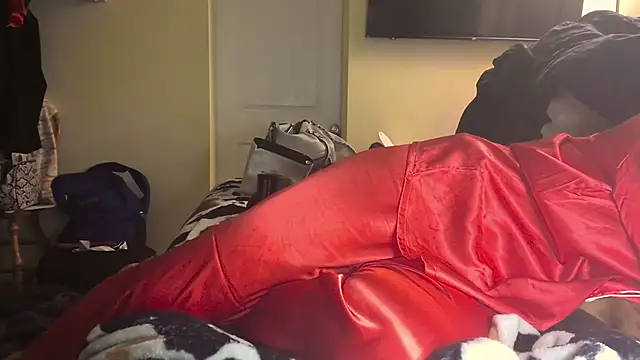 MaddisonX online show from 12-16-25, 09:03