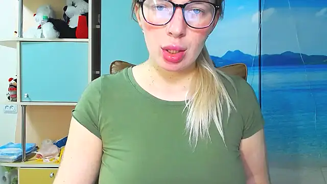 Snapshot of miaa_sunn chatting on 11-28-25, 11:24 miaa sunn online show from 11-28-25, 11:24