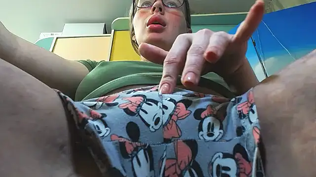 Snapshot of miaa_sunn chatting on 11-30-25, 01:15 miaa sunn online show from 11-30-25, 01:15