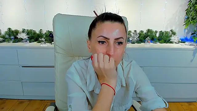Rebecca Diamond online show from 01-20-25, 06:31