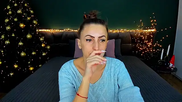 Rebecca Diamond online show from 12-18-25, 06:41