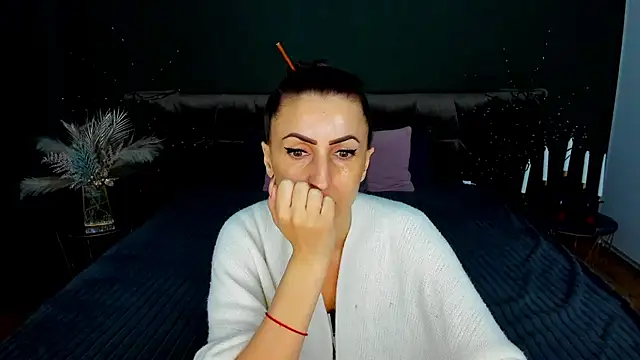 Rebecca Diamond online show from 02-13-26, 06:20