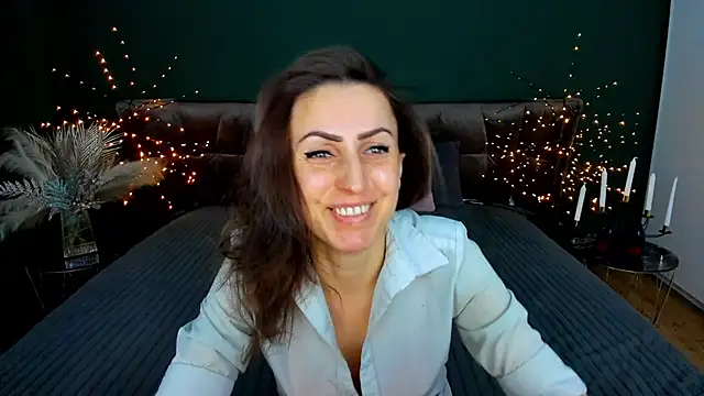 Rebecca Diamond online show from 02-22-26, 07:08