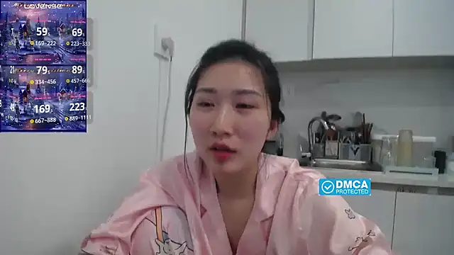 Snapshot of Asiagirll chatting on 03-19-25, 10:22 Asiagirll online show from 03-19-25, 10:22