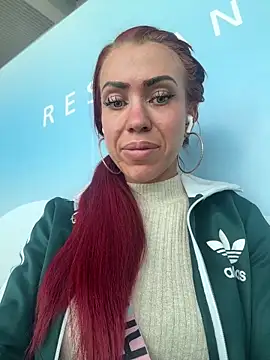 Pia July  online show from 04-15-26, 10:44