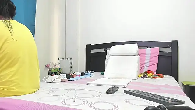 mara2020 69 online show from 10-08-25, 02:14