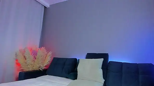 Snapshot of ClockworkLady chatting on 02-20-25, 05:01 ClockworkLady online show from 02-20-25, 05:01