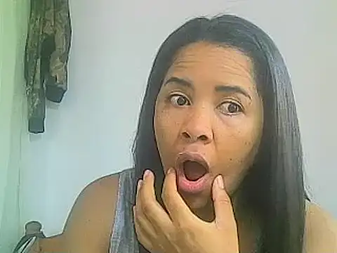 aleixane online show from 12-18-24, 04:09