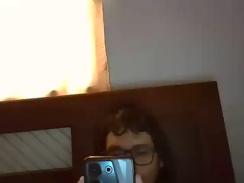 Snapshot of jheisonct chatting on 10-28-25, 02:09 jheisonct online show from 10-28-25, 02:09