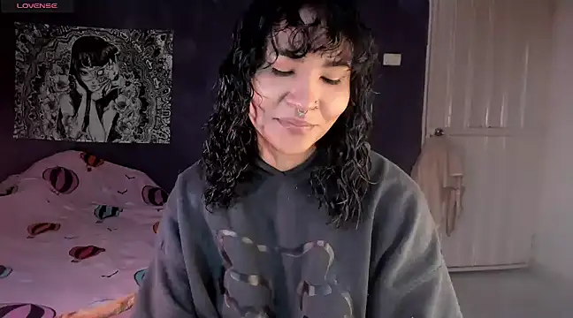 Snapshot of Mary_Rosse1 chatting on 01-19-25, 11:56 Mary Rosse1 online show from 01-19-25, 11:56