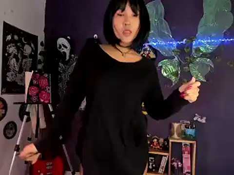 Snapshot of Mary_Rosse1 chatting on 02-13-25, 11:17 Mary Rosse1 online show from 02-13-25, 11:17