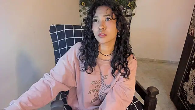 Snapshot of Mary_Rosse1 chatting on 10-13-25, 07:03 Mary Rosse1 online show from 10-13-25, 07:03