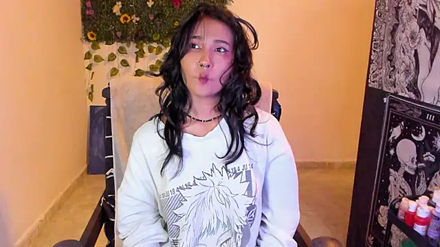 Snapshot of Mary_Rosse1 chatting on 10-22-25, 06:51 Mary Rosse1 online show from 10-22-25, 06:51
