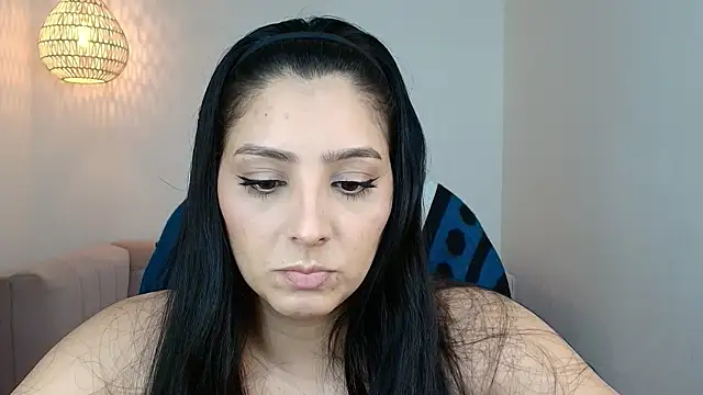 YummyAnna  online show from 04-08-26, 07:58