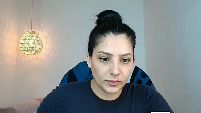 YummyAnna  online show from 04-13-26, 02:22