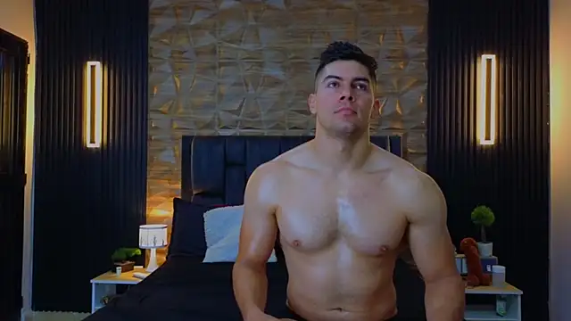 Snapshot of FelipeAndMarcello3 chatting on 02-21-25, 09:54 FelipeAndMarcello3 online show from 02-21-25, 09:54