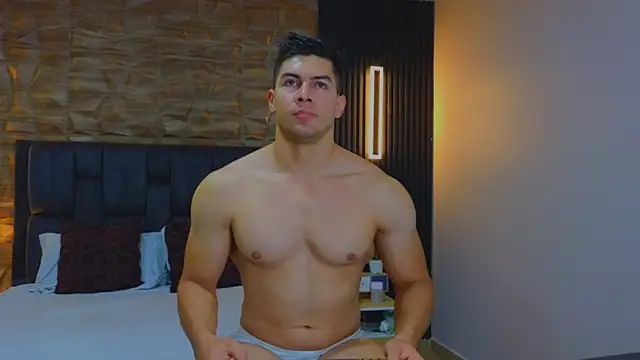 Snapshot of FelipeAndMarcello3 chatting on 03-03-25, 11:24 FelipeAndMarcello3 online show from 03-03-25, 11:24