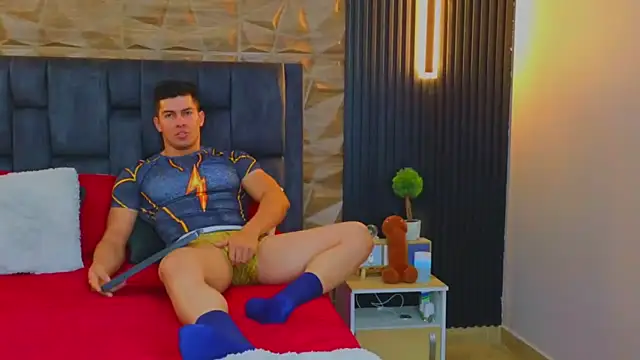 Snapshot of FelipeAndMarcello3 chatting on 03-11-25, 07:25 FelipeAndMarcello3 online show from 03-11-25, 07:25