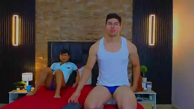 Snapshot of FelipeAndMarcello3 chatting on 03-19-25, 02:57 FelipeAndMarcello3 online show from 03-19-25, 02:57