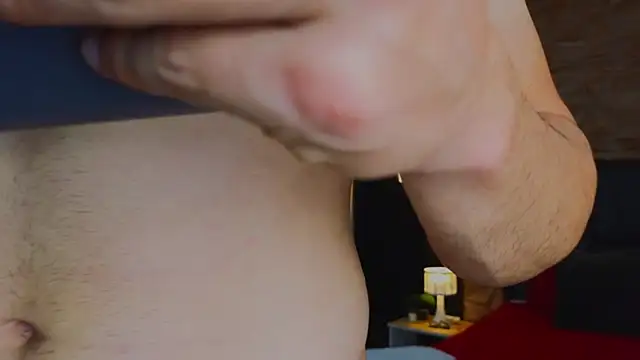 Snapshot of FelipeAndMarcello3 chatting on 03-21-25, 07:57 FelipeAndMarcello3 online show from 03-21-25, 07:57