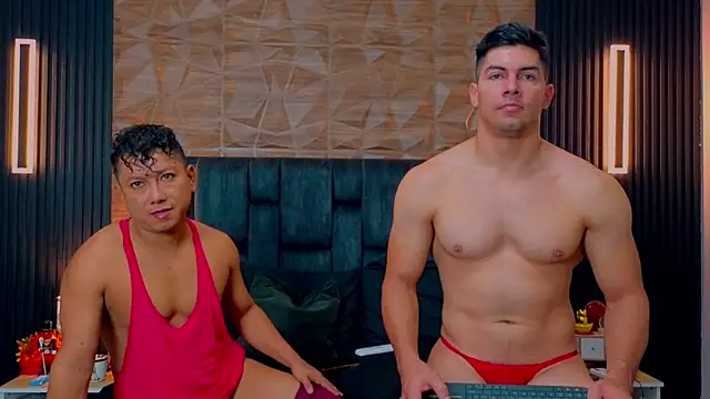 Snapshot of FelipeAndMarcello3 chatting on 10-08-25, 02:14 FelipeAndMarcello3 online show from 10-08-25, 02:14