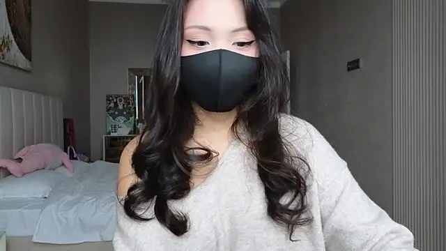 TammiLou online show from 09-18-25, 05:20