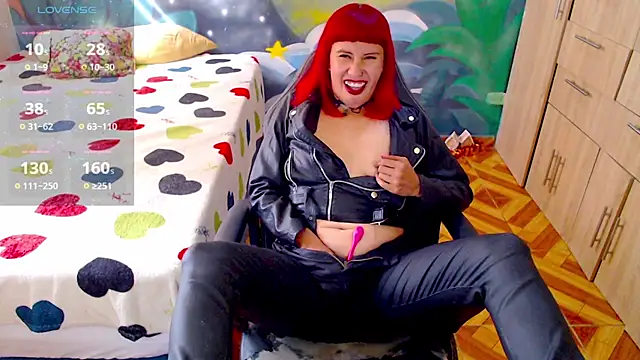 Eimy lorens online show from 12-18-25, 06:58