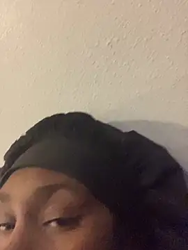 Foreignthababyy online show from 09-17-25, 08:16