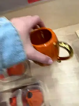 -AngelAri- online show from 10-28-25, 09:06