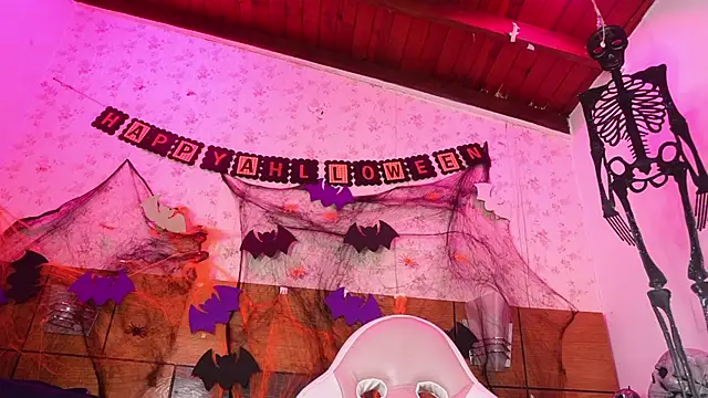 mssburbuja online show from 10-21-25, 03:18