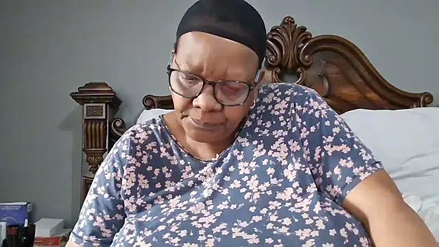 SEXYBOOBSNASS online show from 10-10-25, 04:11