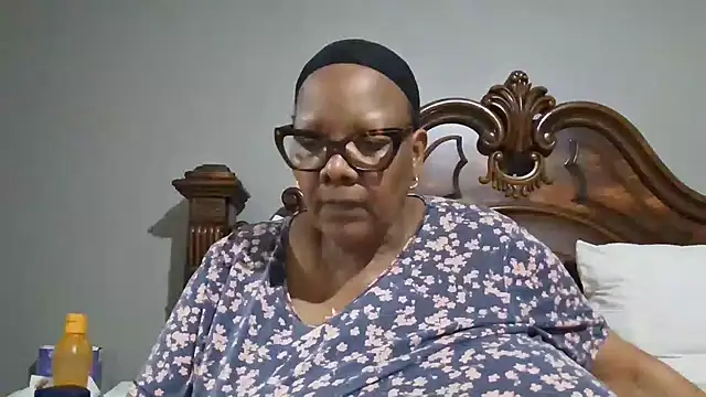 SEXYBOOBSNASS online show from 10-10-25, 06:18