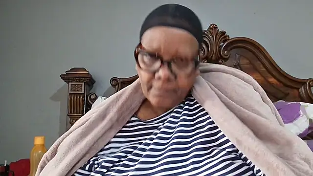 SEXYBOOBSNASS online show from 10-20-25, 05:08