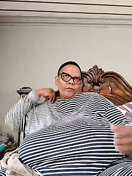 SEXYBOOBSNASS online show from 10-21-25, 07:42