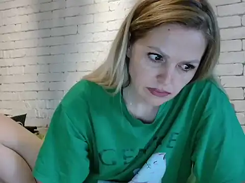 Angel girllovemy online show from 09-08-25, 03:33