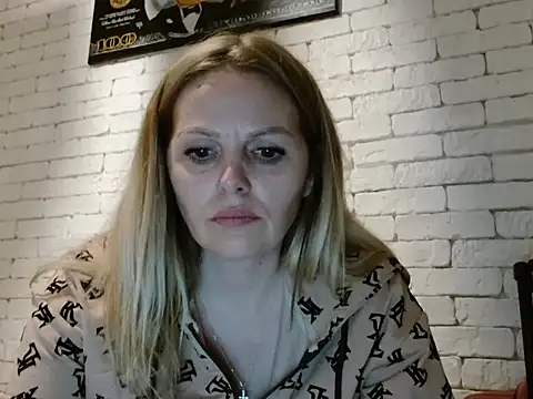 Angel girllovemy online show from 11-17-25, 03:29