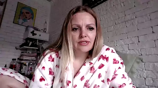 Angel girllovemy online show from 02-11-26, 07:57