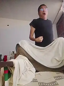 Snapshot of Mghty-cockl88 chatting on 02-01-26, 04:27 Mghty-cockl88 online show from 02-01-26, 04:27