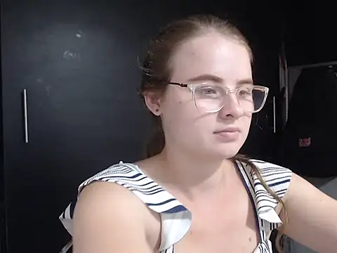 HellenMiyer1111 online show from 01-03-25, 08:22