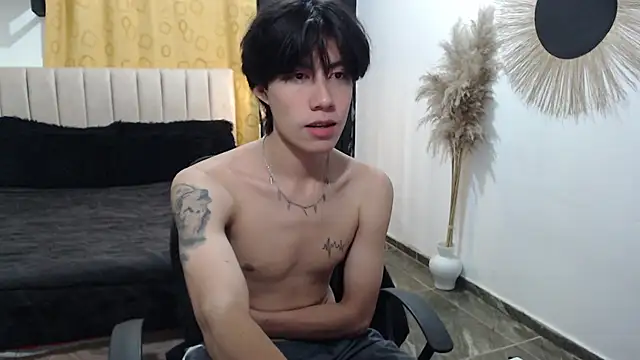 Elio-cam online show from 03-05-26, 03:46