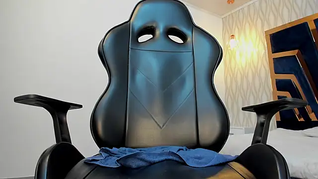 Snapshot of Petesevans chatting on 03-01-25, 02:26 Petesevans online show from 03-01-25, 02:26