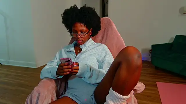 mochamimi online show from 10-25-25, 04:31